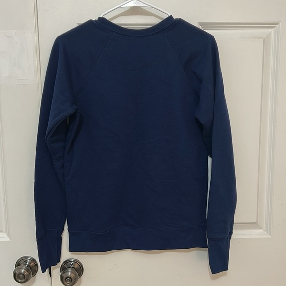 Champion women’s Navy Blue crewneck sweatshirt size small - Picture 4 of 5